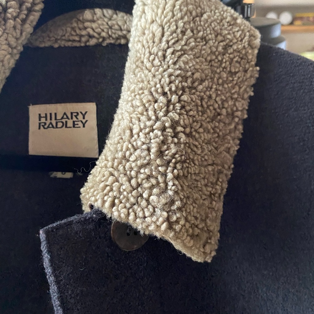 Hilary Radley  size 6 100% Wool Button Front Collared Lined Coat